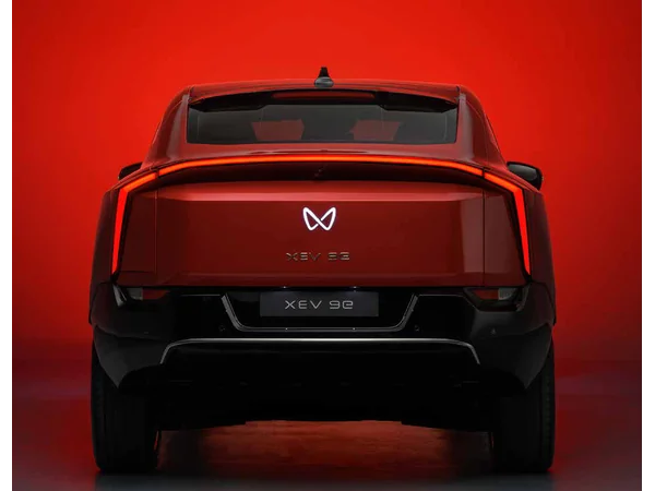 mahindra xev 9e xev-9e-pack-one-590-kwh-72kw-charger exterior